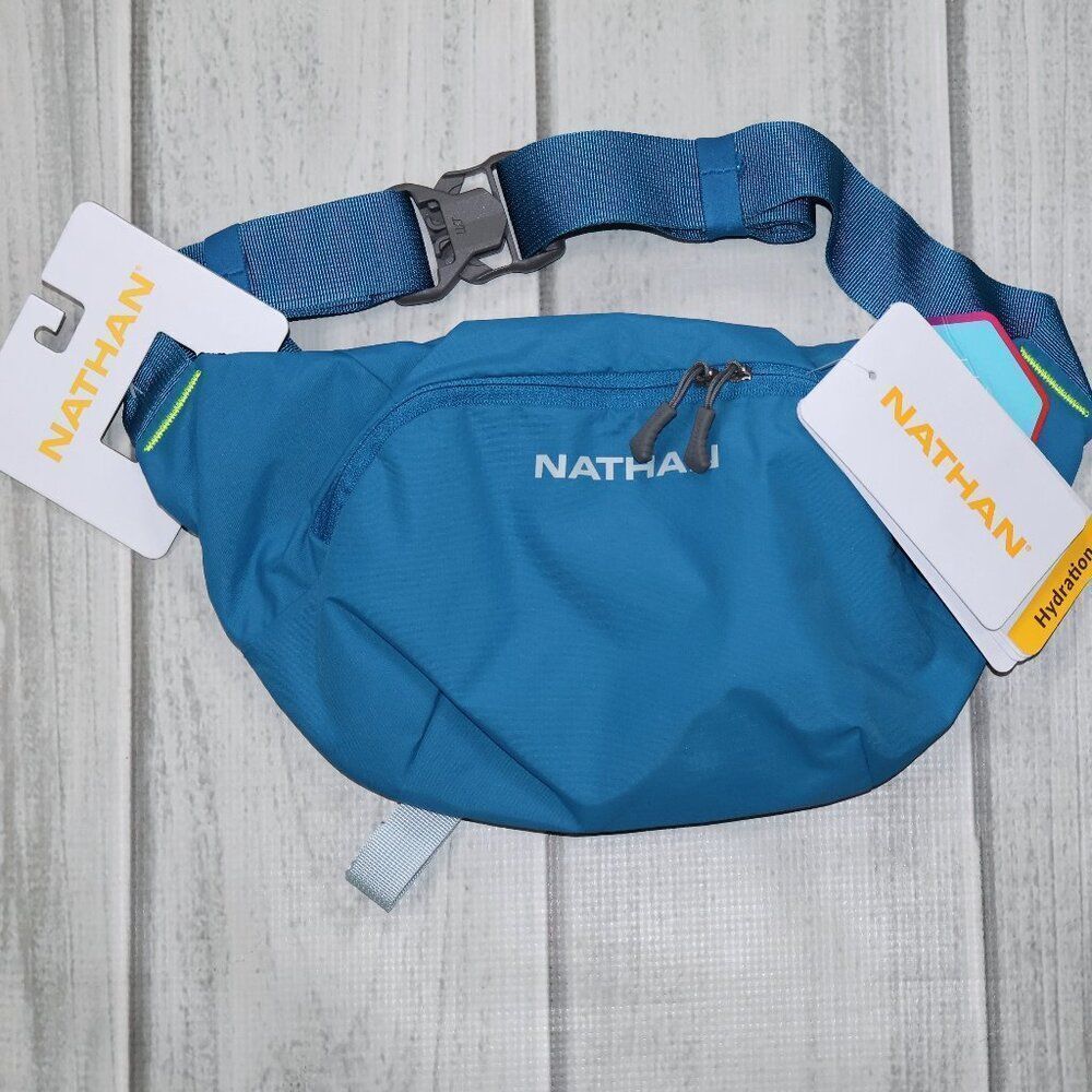 NEW Nathan Limitless Run 2 L Hydration Sling